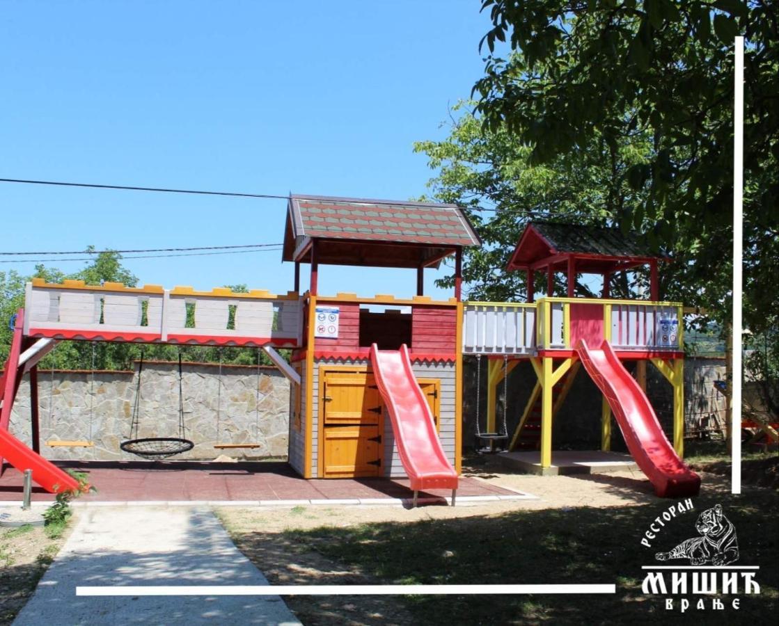 Hotel Zoo Misic Prenociste Vranje Esterno foto